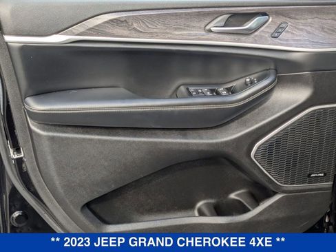 Used 2023 Jeep Grand Cherokee 4WD 4xe image 11