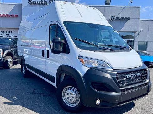 Used 2025 RAM ProMaster 3500 w/ Safety Group FWD image 1
