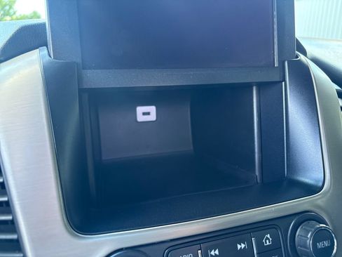 Used 2019 GMC Yukon XL Denali w/ Open Road Package AWD/4WD image 23