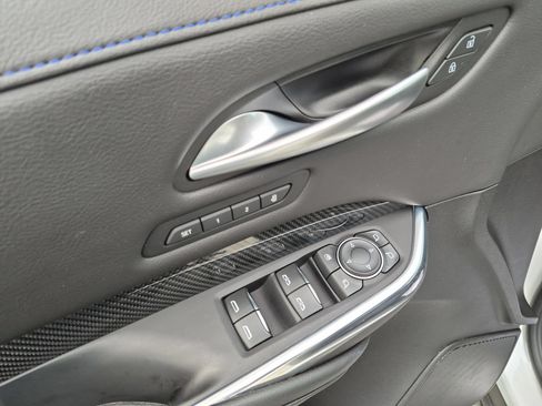 Used 2024 Cadillac XT4 Sport FWD image 13