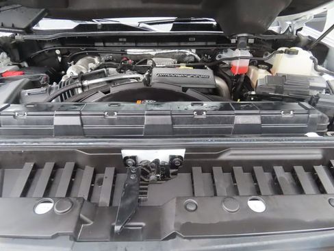 Used 2022 Chevrolet Silverado 2500 High Country AWD/4WD image 13