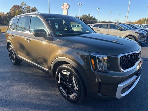 New 2025 Kia Telluride EX image 1