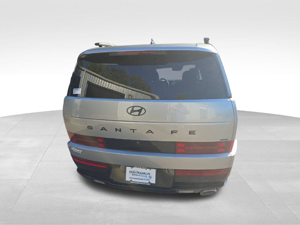 Used 2024 Hyundai Santa Fe Calligraphy AWD/4WD image 4