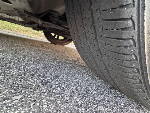 Used 2020 Nissan Kicks SV w/ Exterior Package image 39