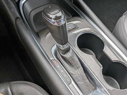 Used 2020 Chevrolet Malibu LT w/ Leather Package image 31