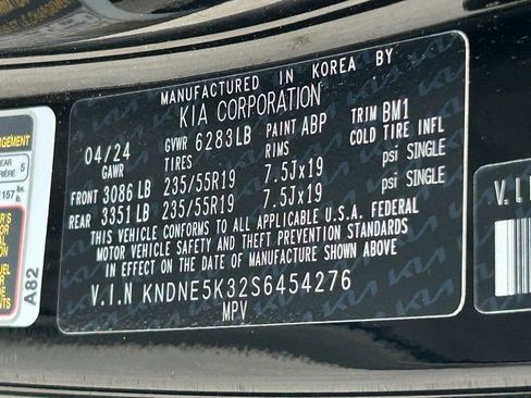 Used 2025 Kia Carnival SX Prestige image 42