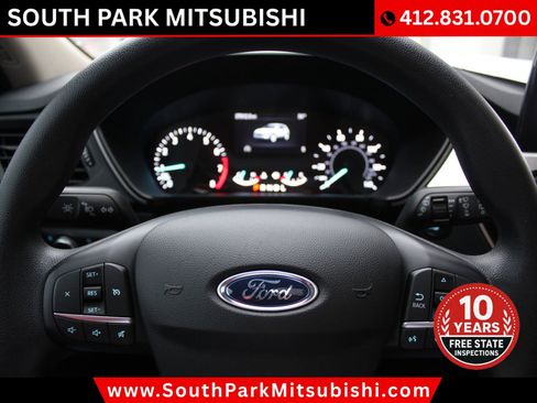 Used 2020 Ford Escape SE image 17