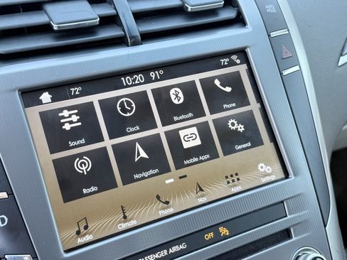 Used 2017 Lincoln MKZ Reserve FWD image 59