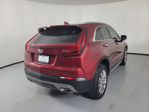 Used 2021 Cadillac XT4 Premium Luxury w/ Driver Awareness Package FWD image 4