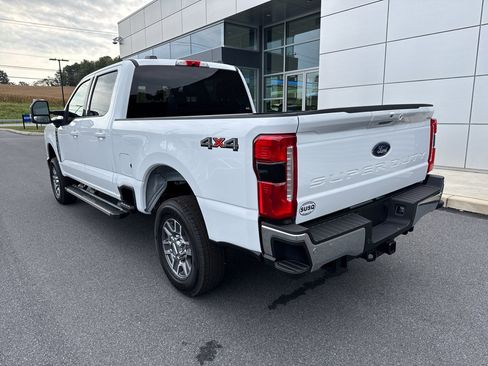 New 2026 Ford F250 Lariat image 16
