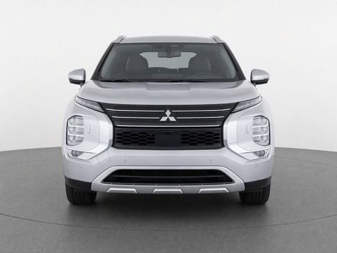 Used 2024 Mitsubishi Outlander SE FWD image 5