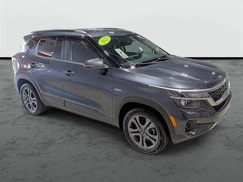 Used 2021 Kia Seltos S AWD/4WD image 5