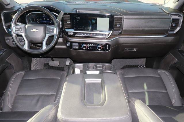 Used 2025 Chevrolet Silverado 2500 LT w/ Leather Package AWD/4WD image 23
