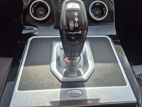 Used 2020 Land Rover Range Rover Evoque SE AWD/4WD image 27