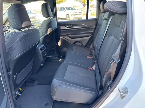 New 2026 Jeep Grand Cherokee Laredo X AWD/4WD image 45