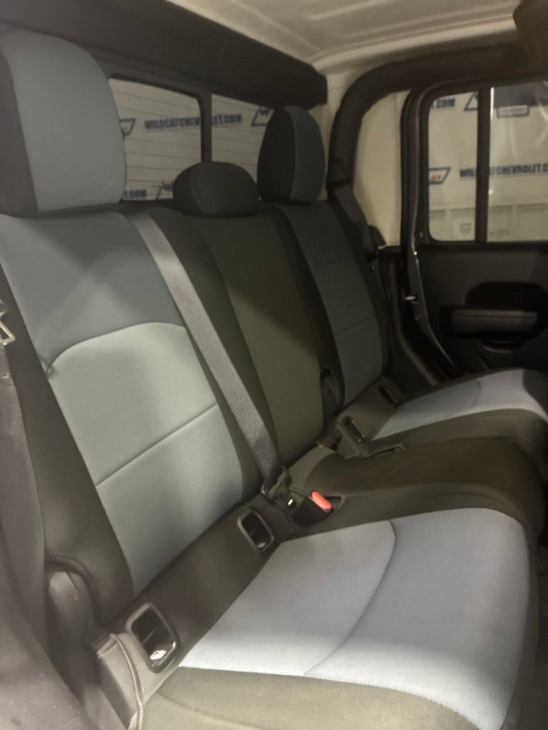 Used 2023 Jeep Gladiator Mojave w/ Cold Weather Group AWD/4WD image 41