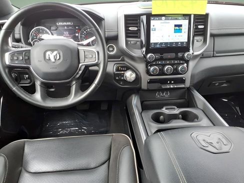 Used 2024 RAM 1500 Laramie AWD/4WD image 8