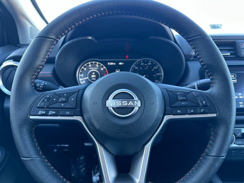 New 2025 Nissan Versa SR w/ Trunk Package image 21