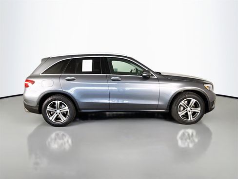 Used 2016 Mercedes-Benz GLC 300 4MATIC image 8