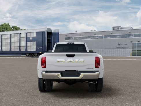 New 2026 RAM 3500 Tradesman AWD/4WD image 7