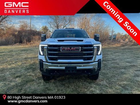 Used 2024 GMC Sierra 2500 SLT w/ SLT Premium Package image 10