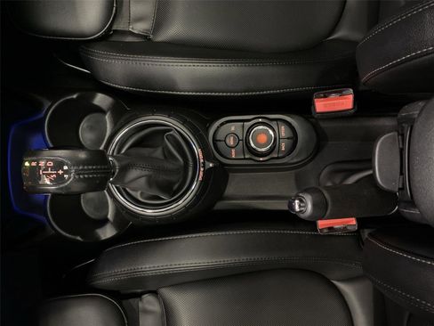Used 2017 MINI Cooper S image 26