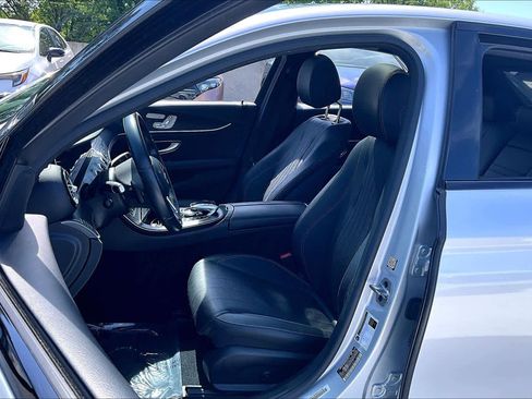 Used 2020 Mercedes-Benz E 350 Sedan image 8