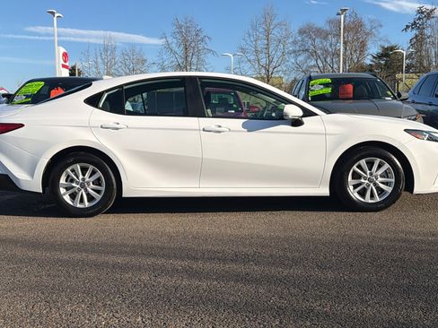 Used 2025 Toyota Camry LE FWD image 3