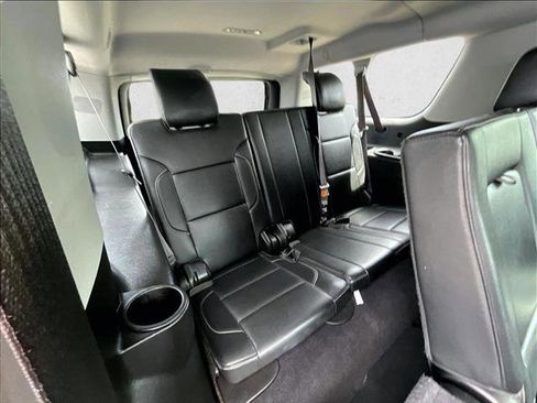Used 2020 Chevrolet Suburban LT image 29