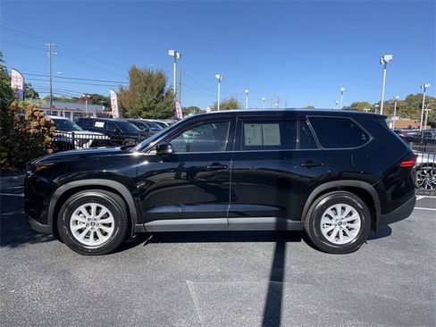 Certified 2024 Toyota Grand Highlander XLE image 5