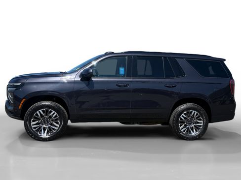 Used 2025 Chevrolet Tahoe Z71 AWD/4WD image 2