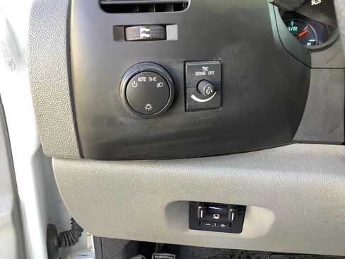 Used 2013 Chevrolet Silverado 1500 W/T image 39