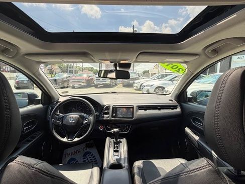 Used 2019 Honda HR-V EX-L image 24