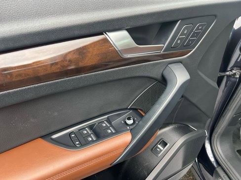 Used 2019 Audi Q5 2.0T Premium Plus image 31