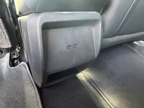 New 2026 Chevrolet Equinox EV LT w/ LPO, Blackout Package AWD/4WD image 11