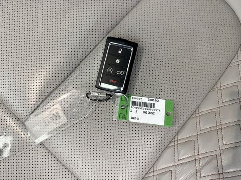 Used 2022 Jeep Grand Cherokee Summit image 12