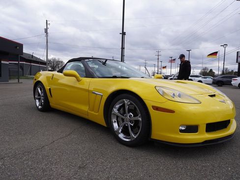 Used 2011 Chevrolet Corvette Grand Sport w/ Preferred Equipment Group image 10