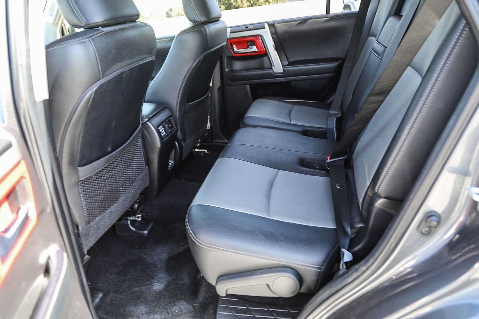 Certified 2021 Toyota 4Runner SR5 Premium w/ Moonroof Package AWD/4WD image 19