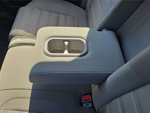Used 2019 Honda CR-V EX image 18