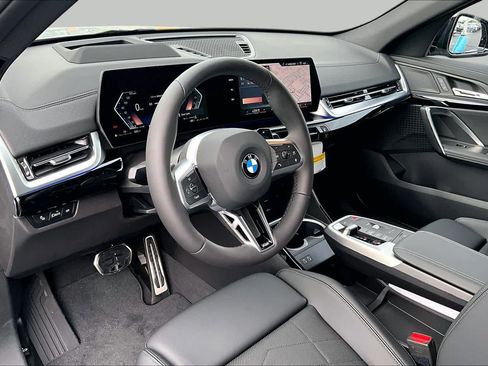 New 2026 BMW X2 xDrive28i w/ Technology Package AWD/4WD image 7
