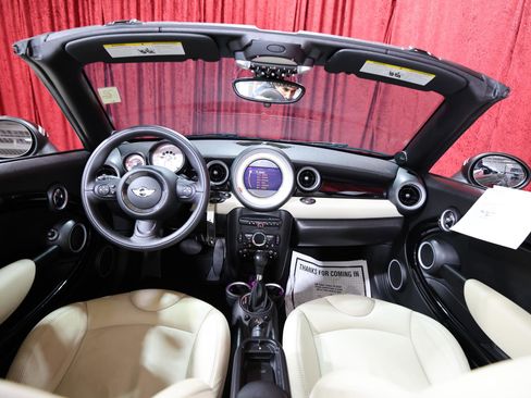 Used 2014 MINI Cooper Roadster image 16