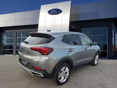 Used 2025 Buick Encore GX Preferred AWD/4WD image 2