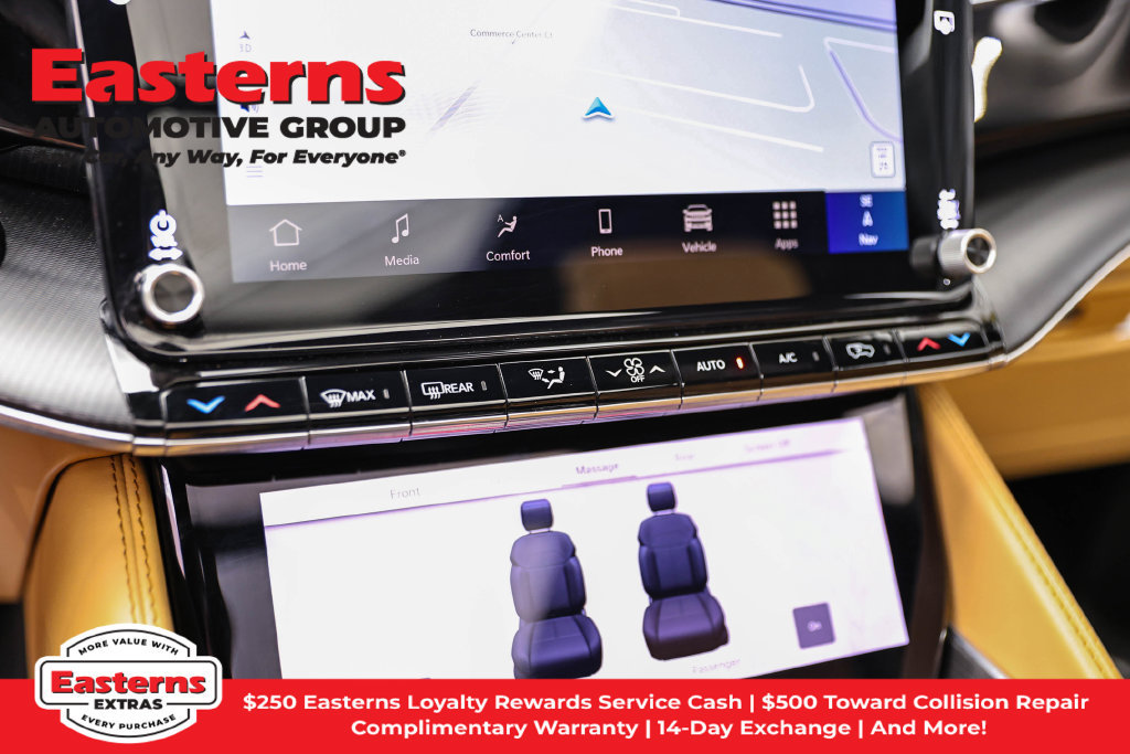 Used 2025 Jeep Grand Wagoneer Series III w/ Rear Seat Video Group 1 AWD/4WD image 20