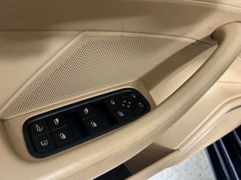 Certified 2023 Porsche Panamera 4S Executive AWD/4WD image 24