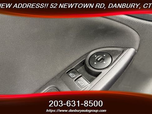 Used 2015 Ford Focus S FWD image 11