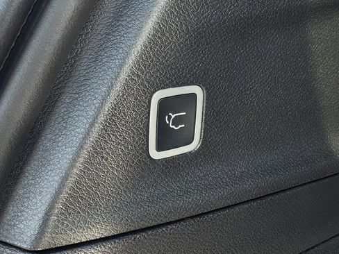 New 2026 Chrysler Pacifica Select image 15