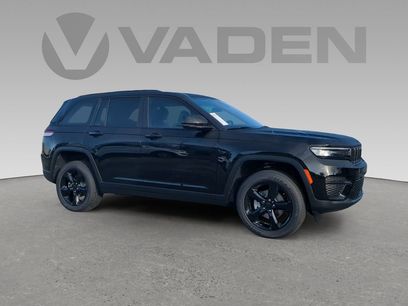 New 2025 Jeep Grand Cherokee Altitude