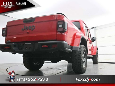 Used 2022 Jeep Gladiator Rubicon w/ LED Lighting Group AWD/4WD image 23