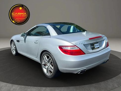 Used 2013 Mercedes-Benz SLK 250 image 4