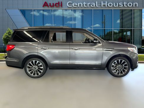 Used 2018 Lincoln Navigator Select w/ Technology Package image 8